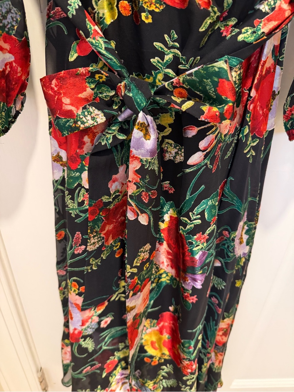 NWT Alice + Olivia Abney Black Floral Wrap Midi Dress Blooming Bouquet size 10 - Picture 7 of 16